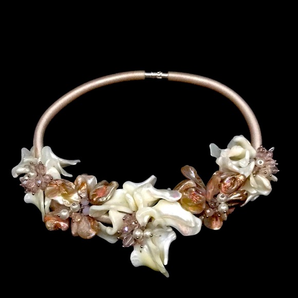 Pearl Choker - Picture 9 of 10